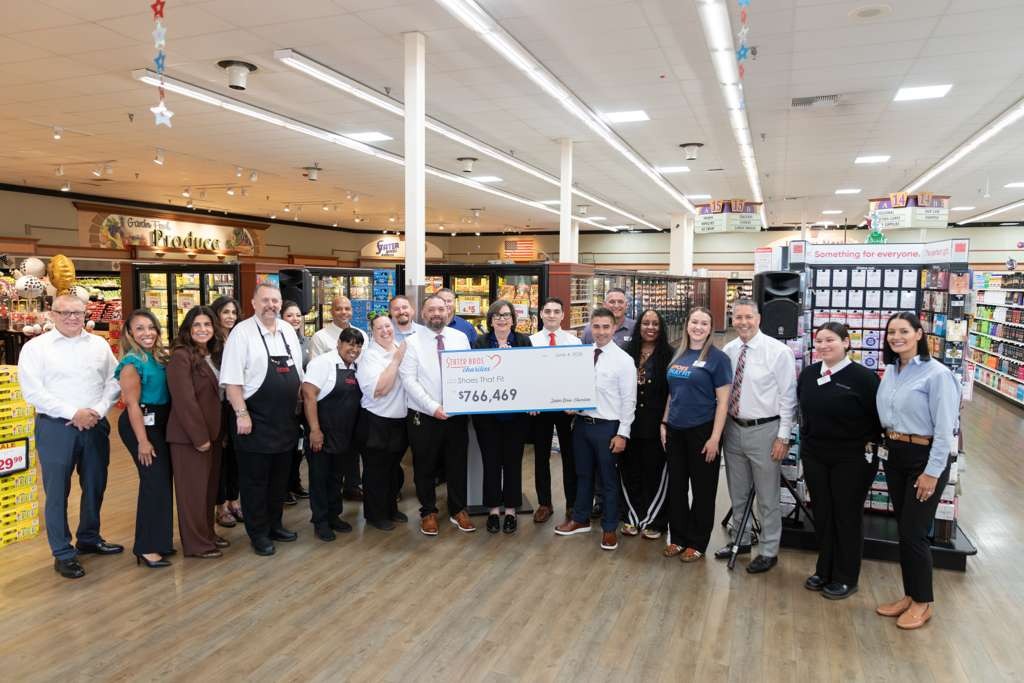 Stater Bros donates record 776,000 dollars to children's foo