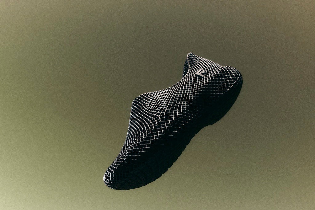 FITASY launches single-shoe selling, challenging traditional
