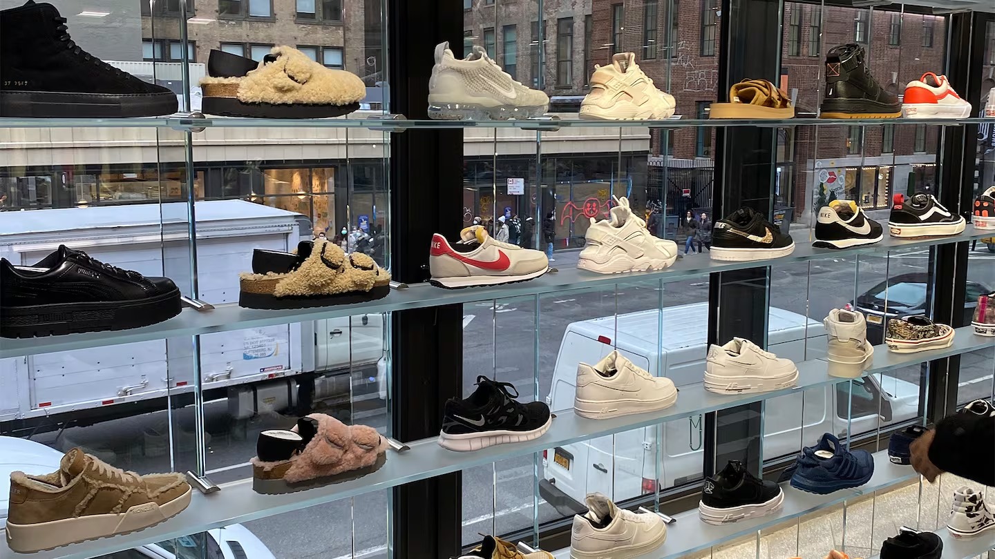 U.S. footwear market records modest value growth amid rising