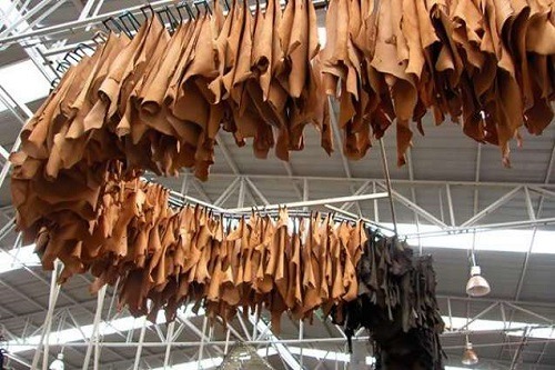 Pakistan’s leather industry warns of export decline amid tax